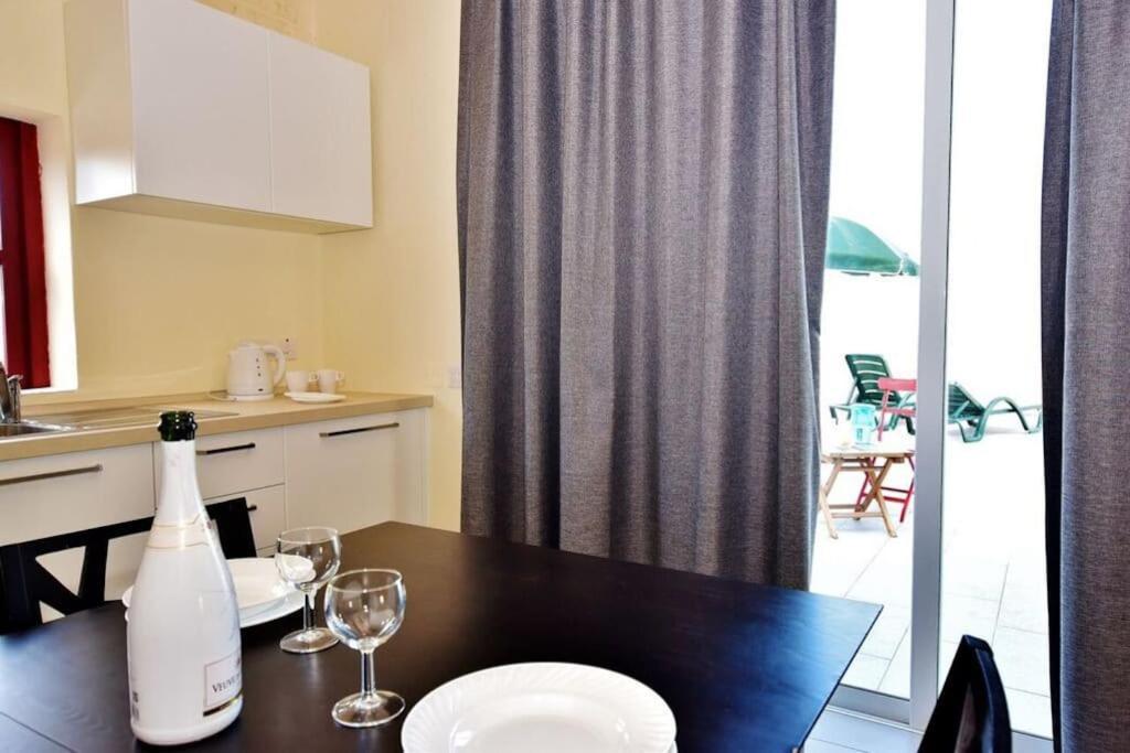 Vallettastay- Lucky Star Penthouse 501 Buitenkant foto